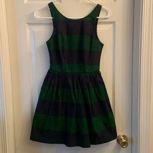 Like new!Abercrombie & Fitch women’s size 00 navy & forest green striped dress